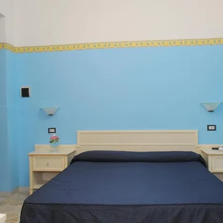 Hotell La Sorgente Hs Paestum