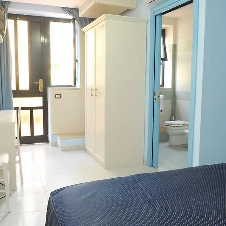 Hotell La Sorgente Hs 3*