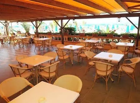 La Sorgente Hs 3* Paestum